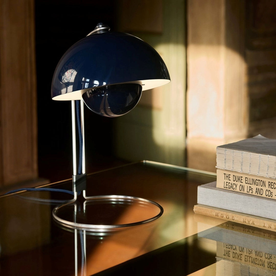 Flowerpot Table Lamp VP4
