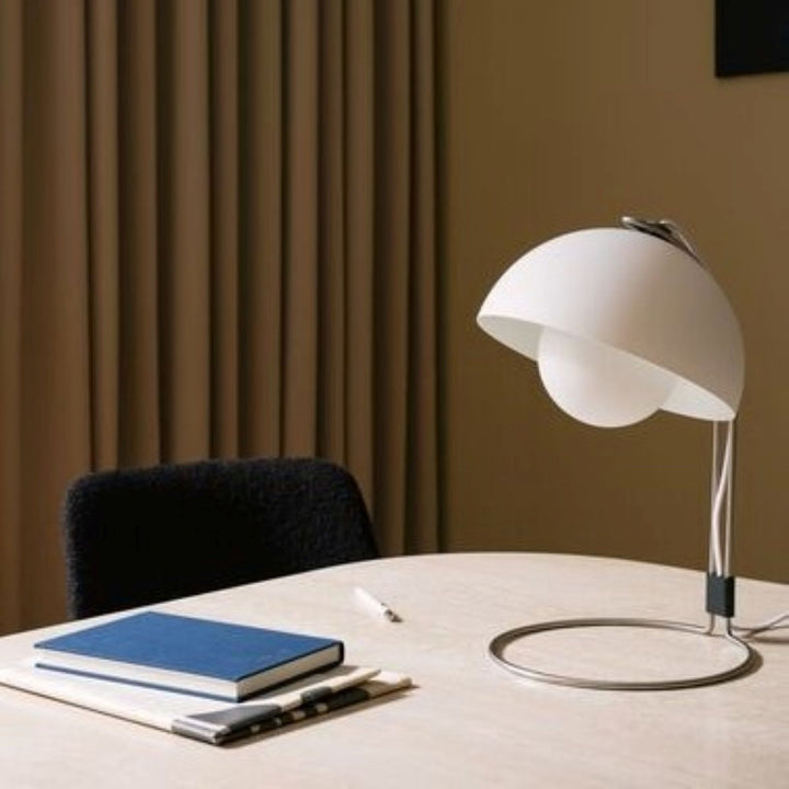 Flowerpot Table Lamp VP4