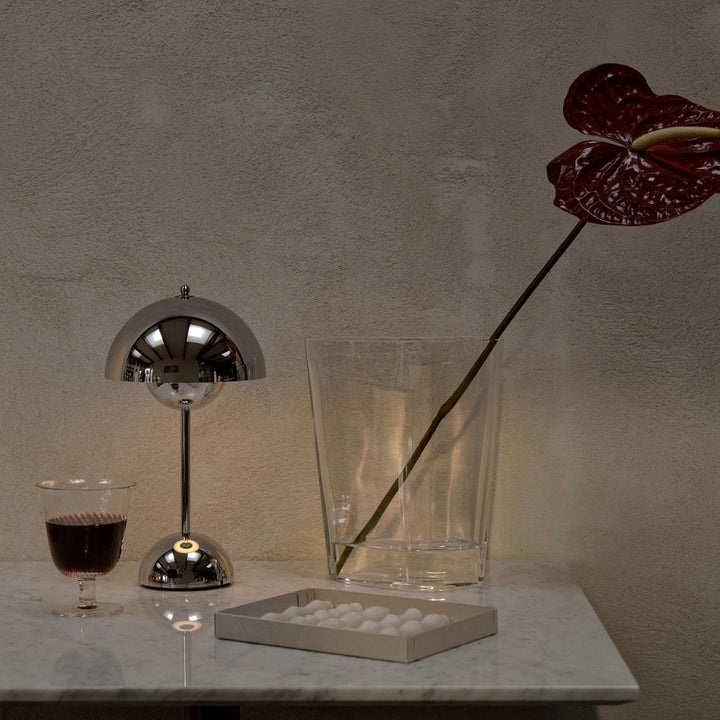 Flowerpot Portable Lamp VP9 Mg