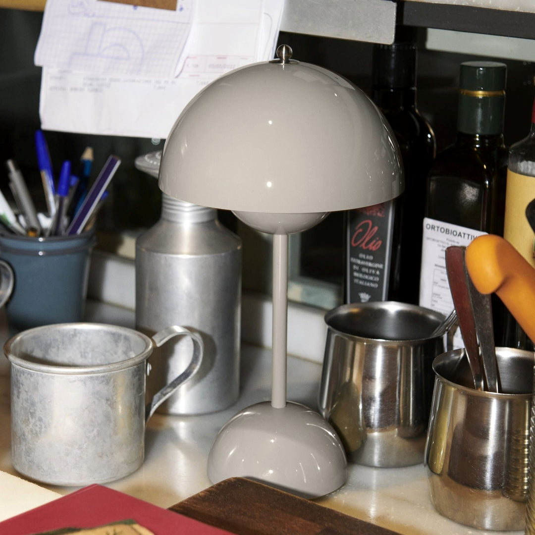Flowerpot Portable Lamp VP9 Mg
