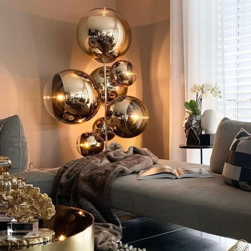 MIRROR BALL STAND CHANDELIER GOLD