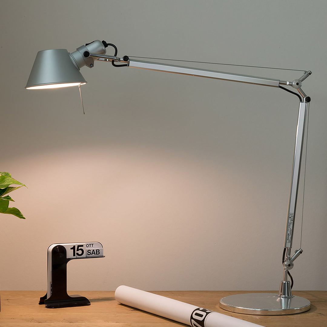 TOLOMEO TABLE (ブラック)