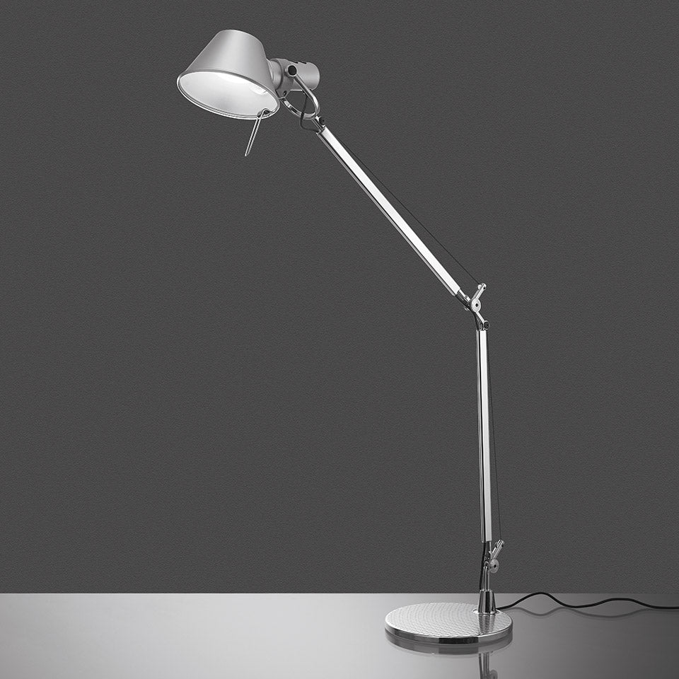 Michele De Lucchi（ミケーレ・デ・ルッキ） – LYKKE lighting